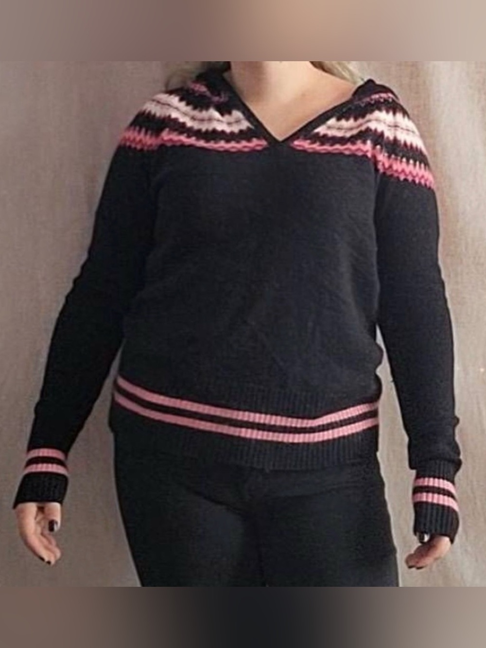 Vintage hooded long sleeved angora blend Nordic print sweater XL kirra brand